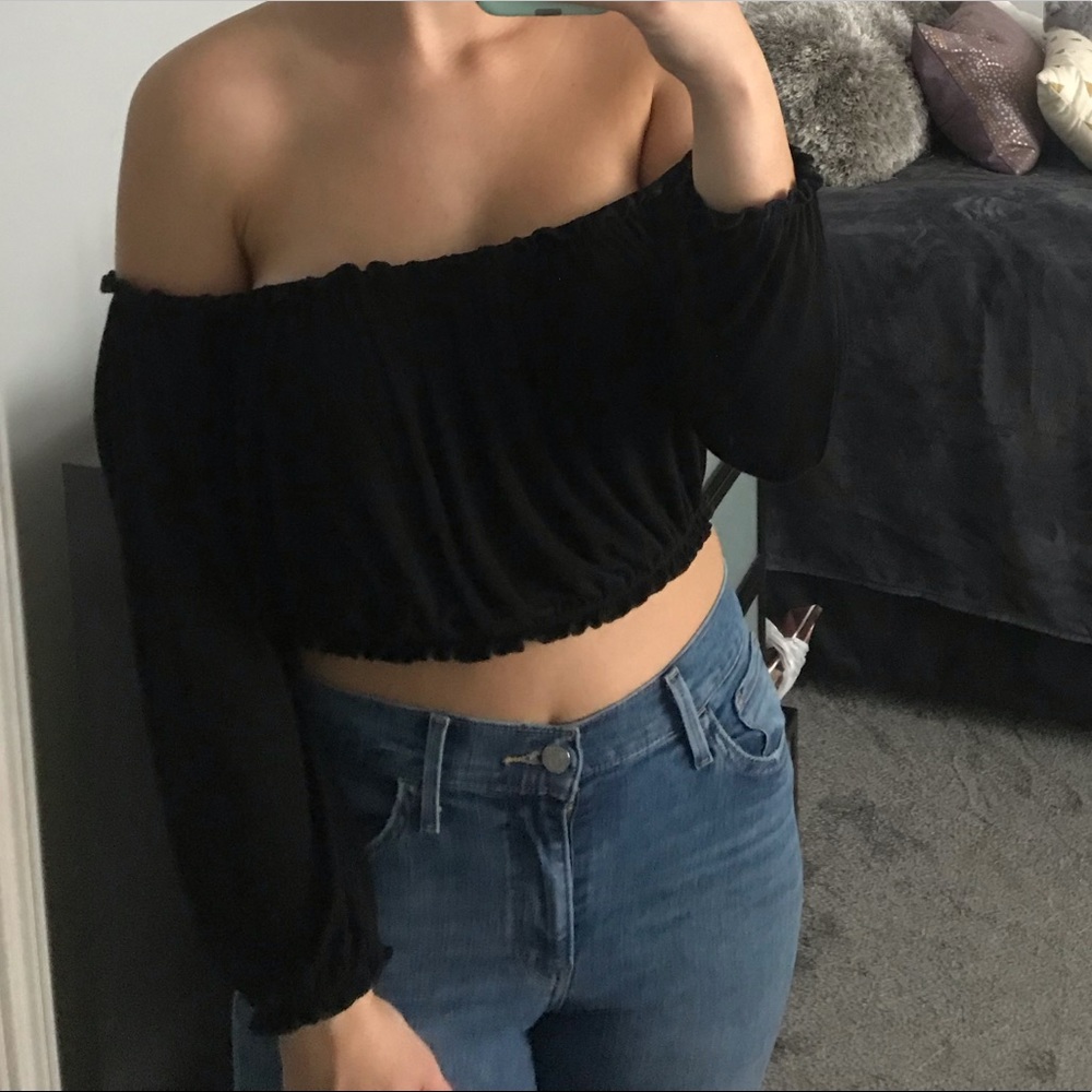 Long Sleeve Off Shoulder Black Crop Top (NWOT)